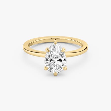 6-Prong Yellow Gold solitaire engagement ring with Pear cut diamond