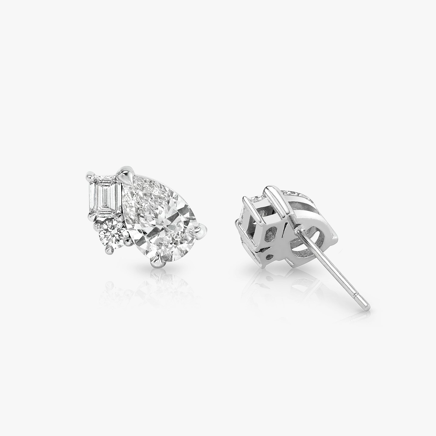 Chateau Studs Closeup image of Chateau Studs