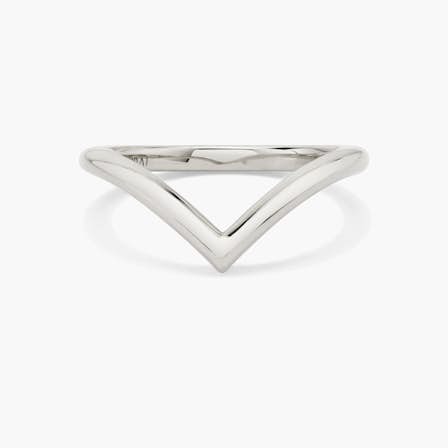 Signature V Platinum Wedding Band