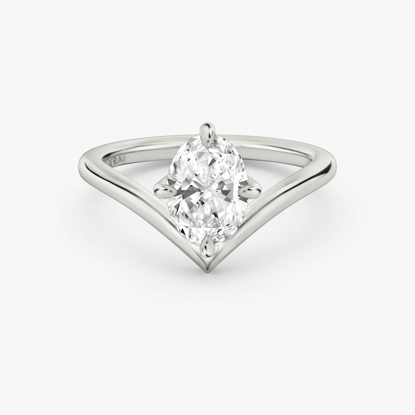 The Signature V | Oval | 18k | 18k White Gold | Band: Plain | Diamond orientation: vertical | Carat weight: See full inventory