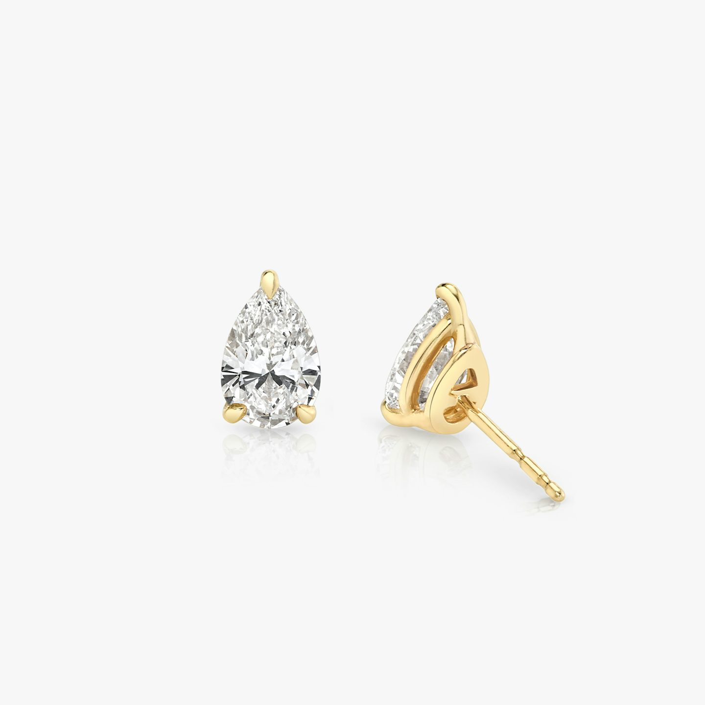 VRAI Solitaire Stud | Pear | 14k | 18k Yellow Gold | Carat weight: 3/4