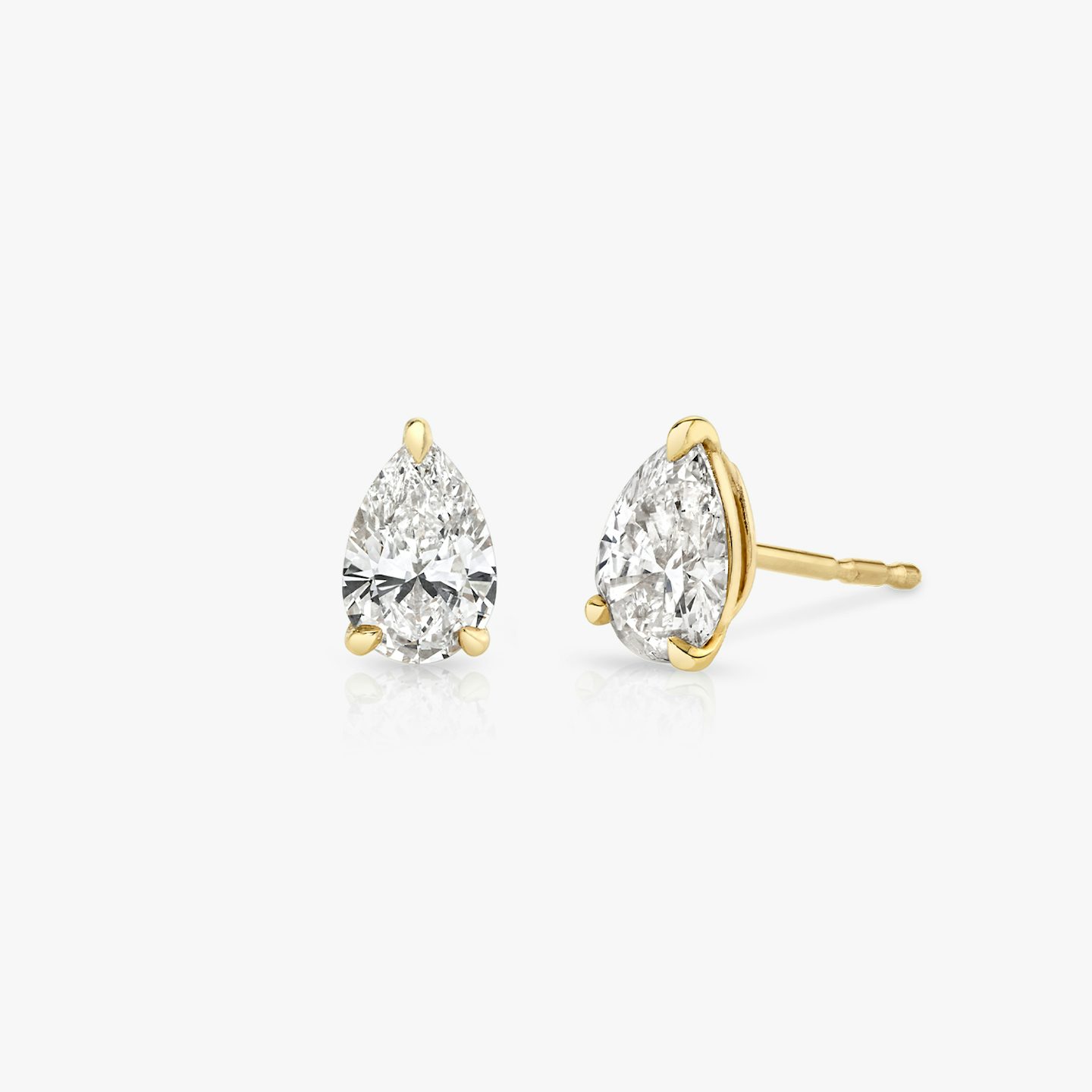 VRAI Solitaire Stud | Pear | 14k | 18k Yellow Gold | Carat weight: 3/4
