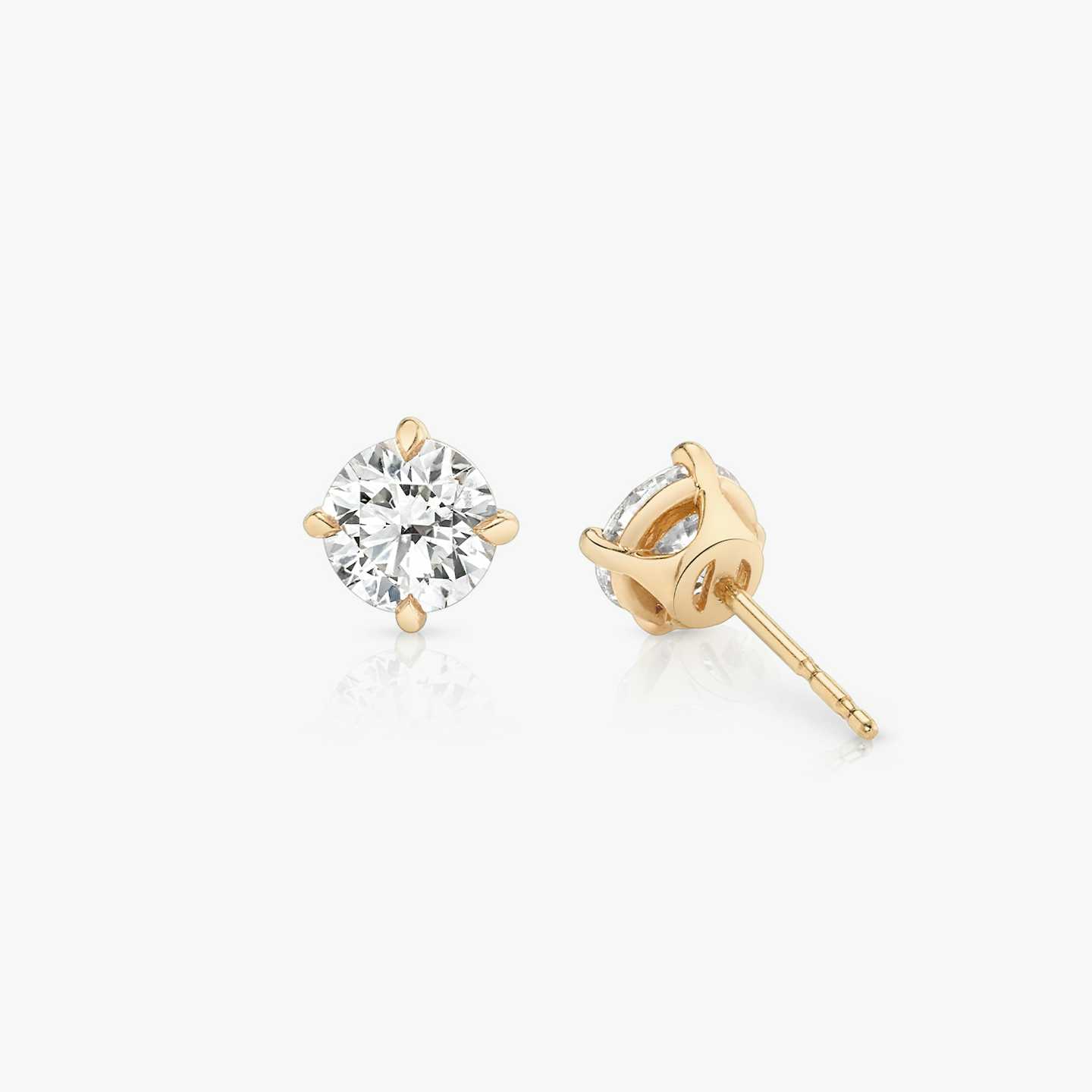 Solitaire Diamond Studs Closeup image of Solitaire Diamond Studs