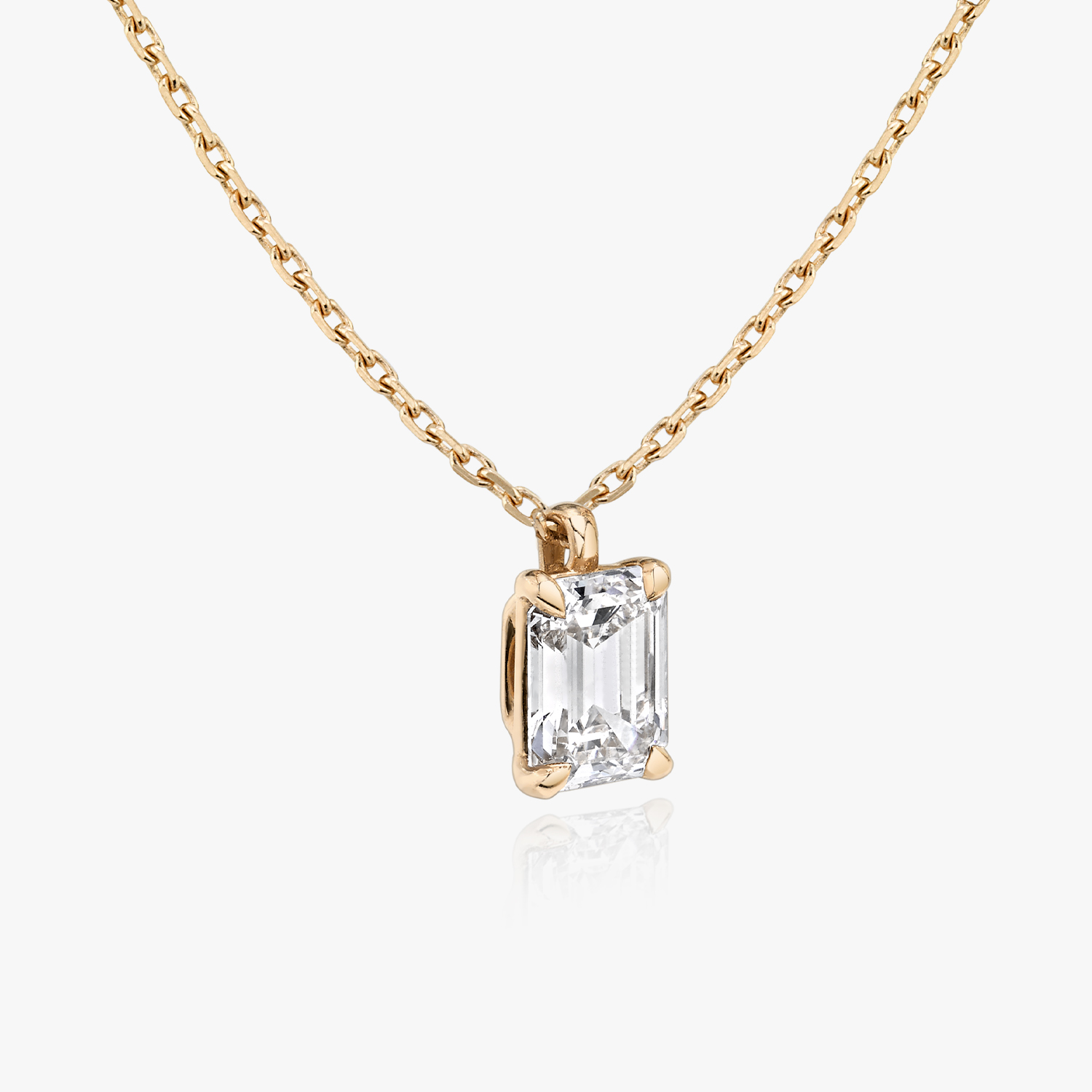 VRAI V Solitaire Round Brilliant Necklaces