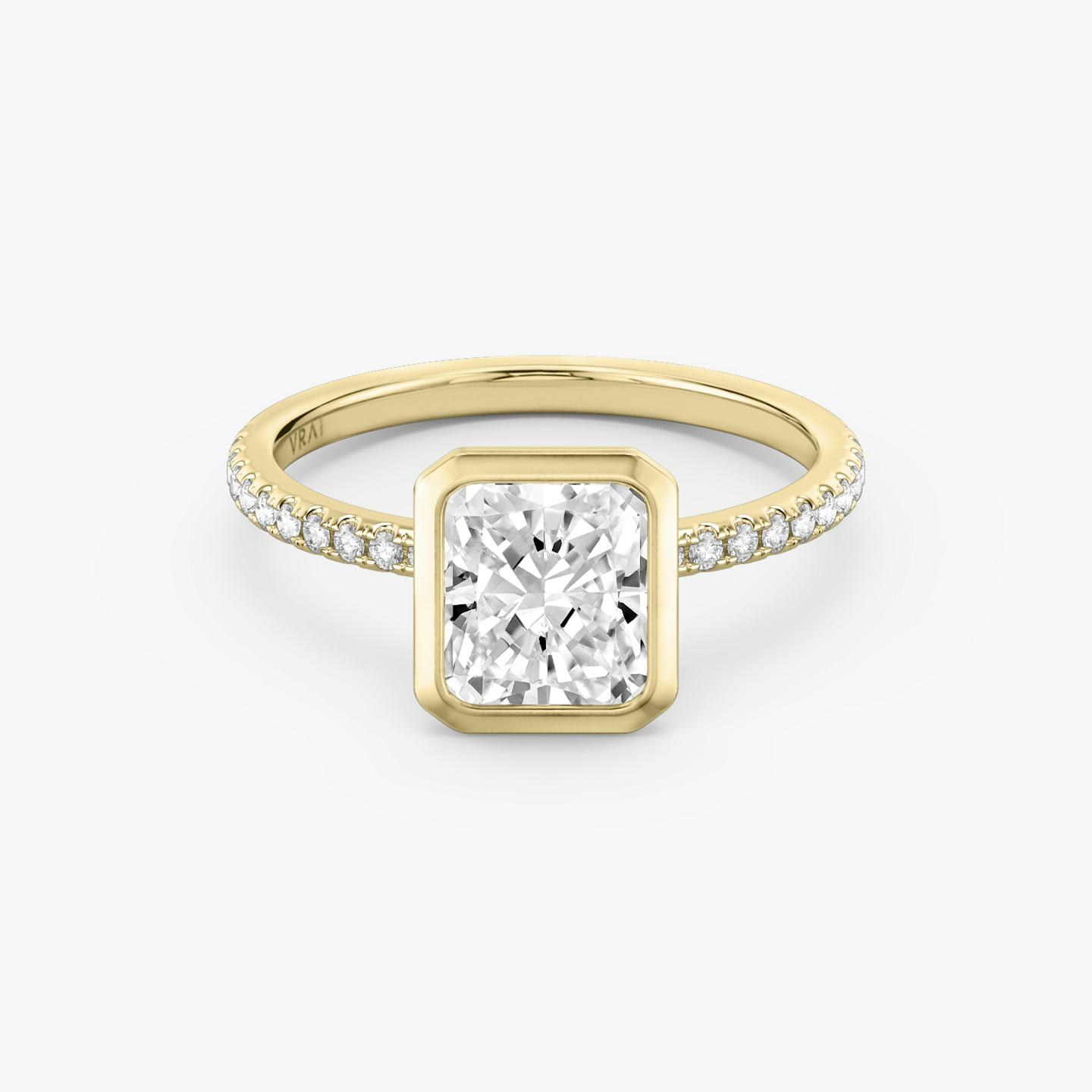 The Signature Bezel | Radiant | 18k | 18k Yellow Gold | Band: Pavé | Diamond orientation: vertical | Carat weight: See full inventory