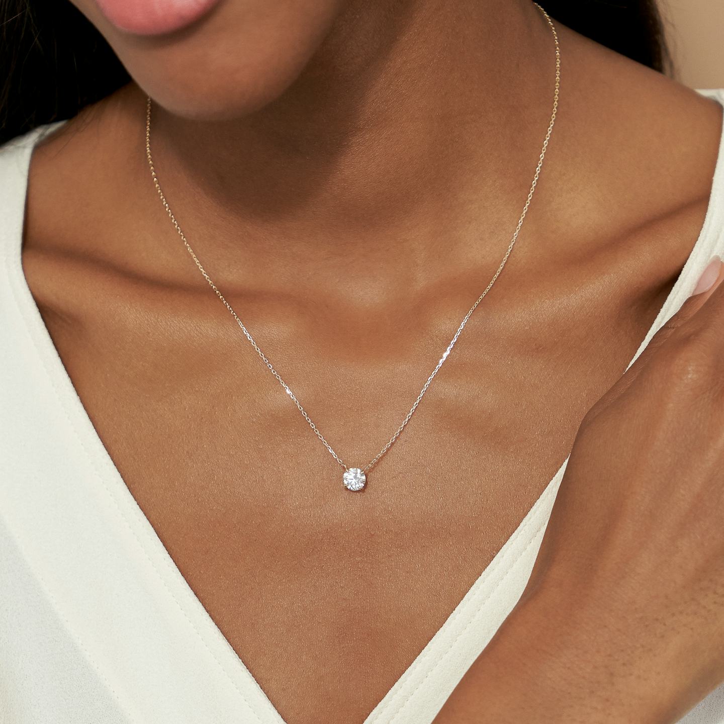 VRAI Solitaire Necklace | Round Brilliant | 14k | 18k Yellow Gold | Carat weight: See full inventory