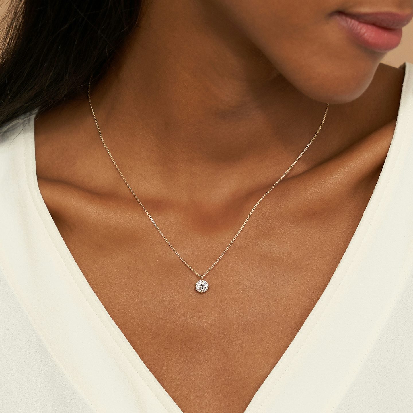 VRAI Solitaire Pendant | Round Brilliant | 14k | 14k Rose Gold | Carat weight: See full inventory