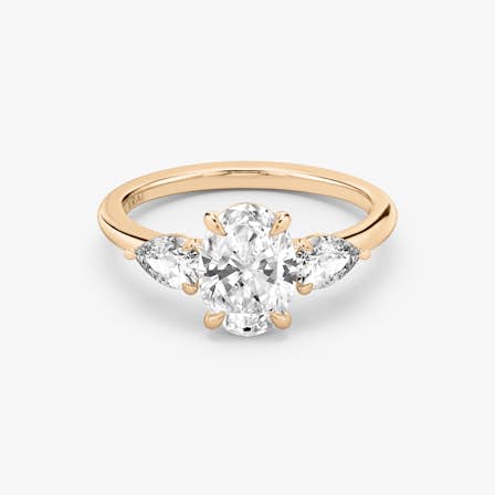 The Three Stone Oval