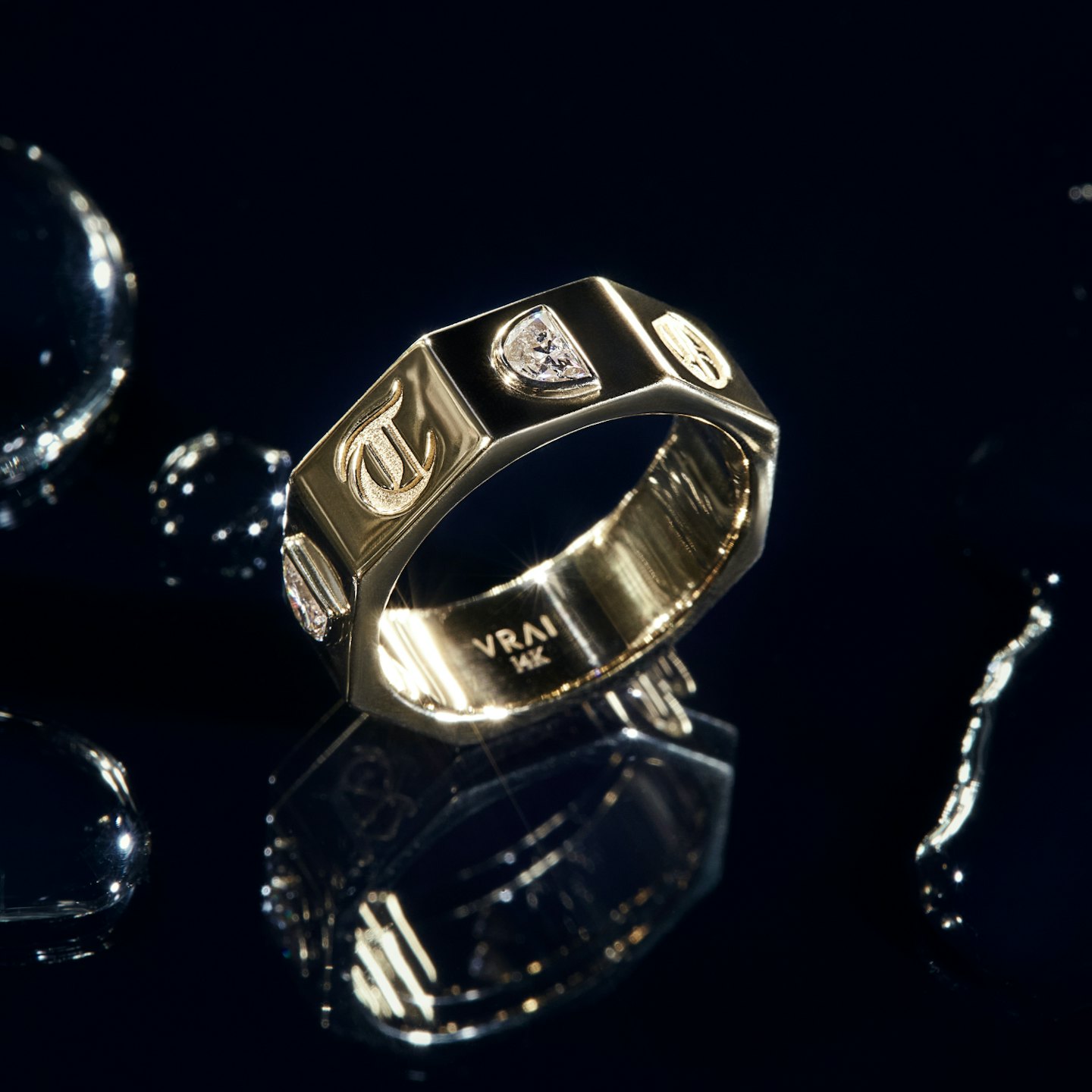 Closeup image of Contract Ring