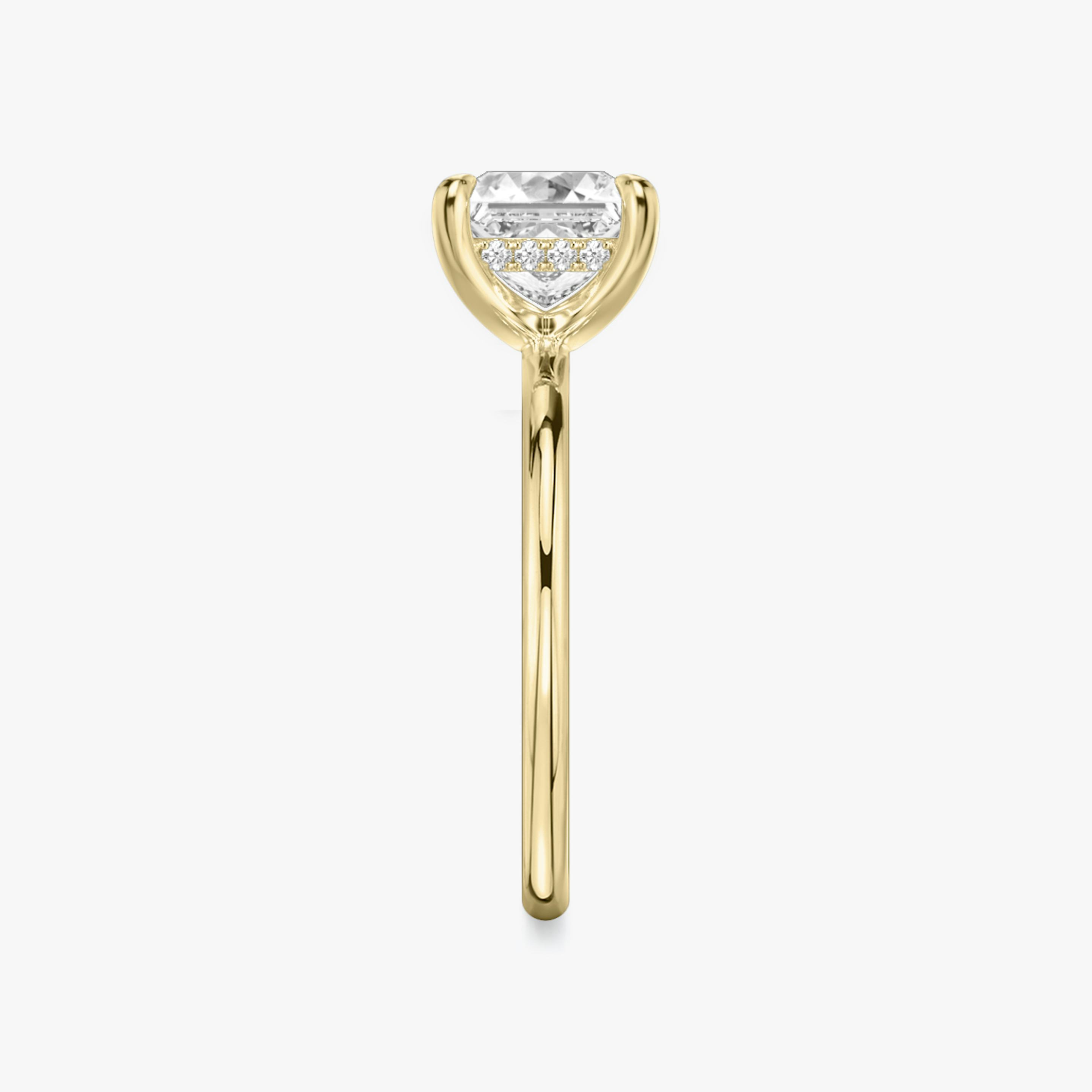 The Classic Hidden Halo | Princess | 18k | 18k Yellow Gold | Band: Plain | Prong style: Plain | Diamond orientation: vertical | Carat weight: See full inventory