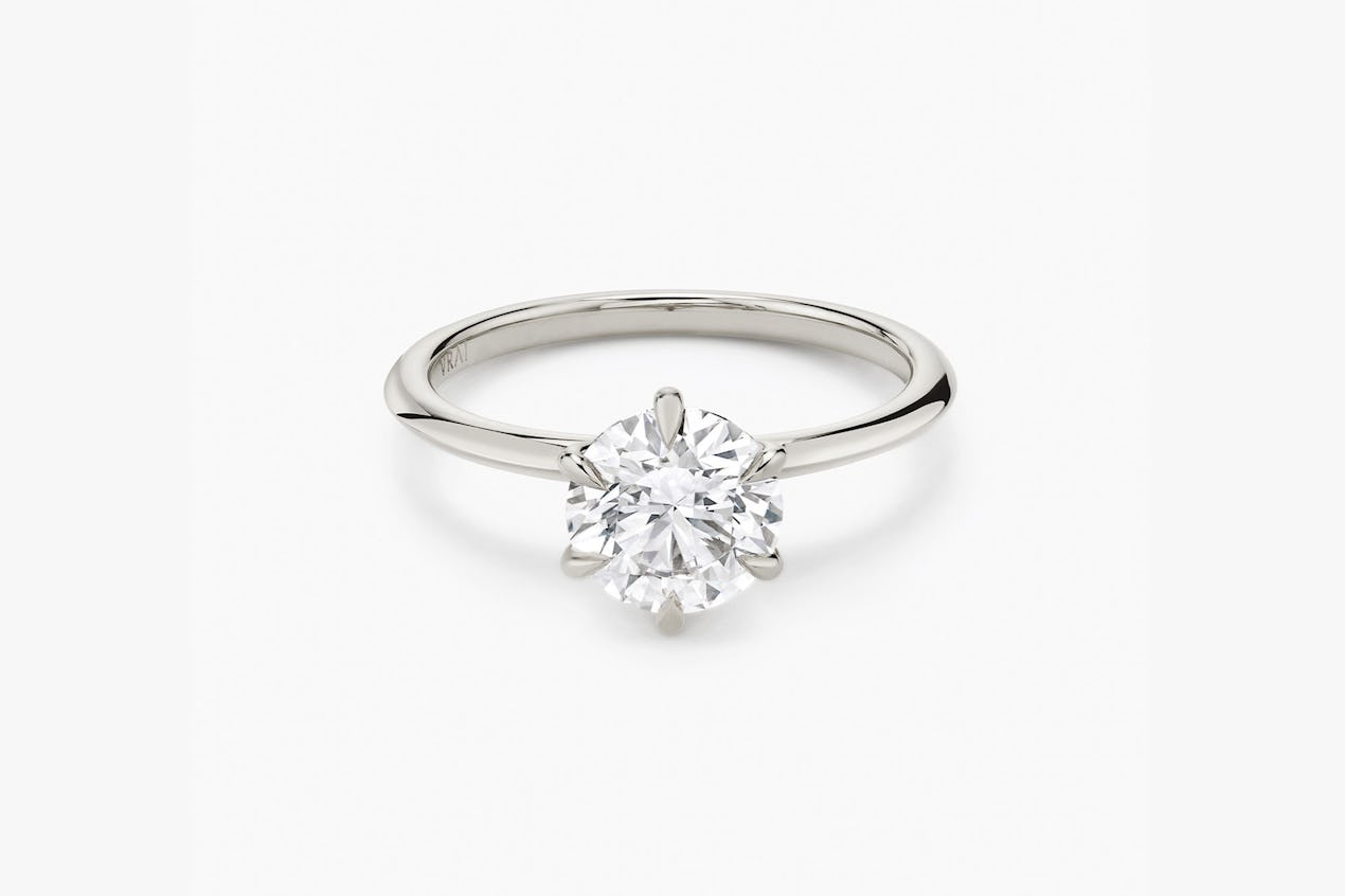 The Knife-Edge solitaire ring in platinum with a round brilliant cut diamond