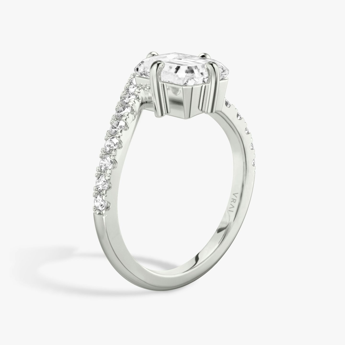 The Signature V | Emerald | 18k | 18k White Gold | Band: Pavé | Diamond orientation: vertical | Carat weight: See full inventory