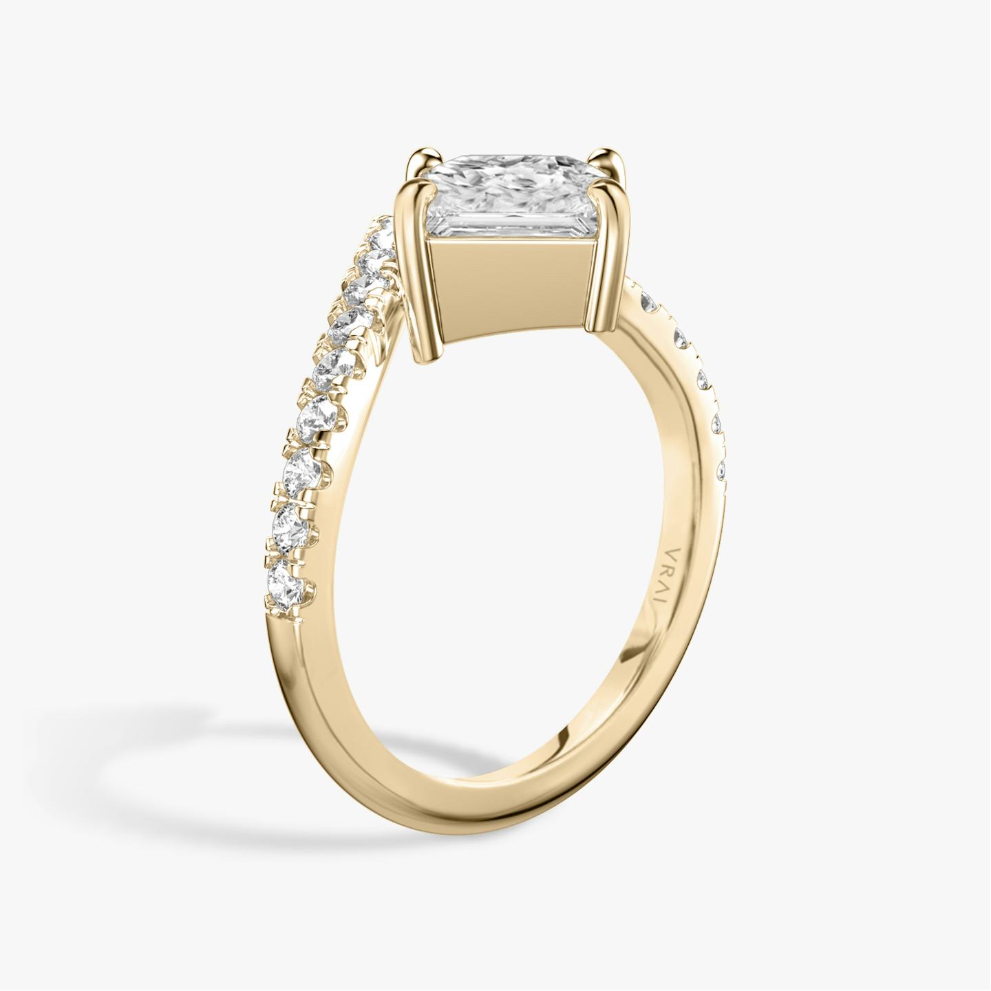 The Signature V | Princess | 14k | 14k Rose Gold | Band: Pavé | Diamond orientation: vertical | Carat weight: See full inventory