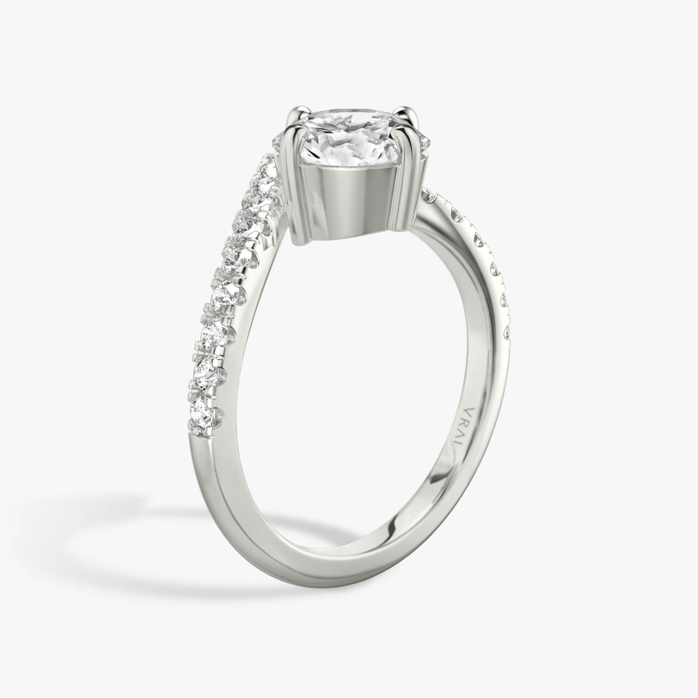 The Signature V | Round Brilliant | 18k | 18k White Gold | Band: Pavé | Carat weight: See full inventory | Diamond orientation: vertical