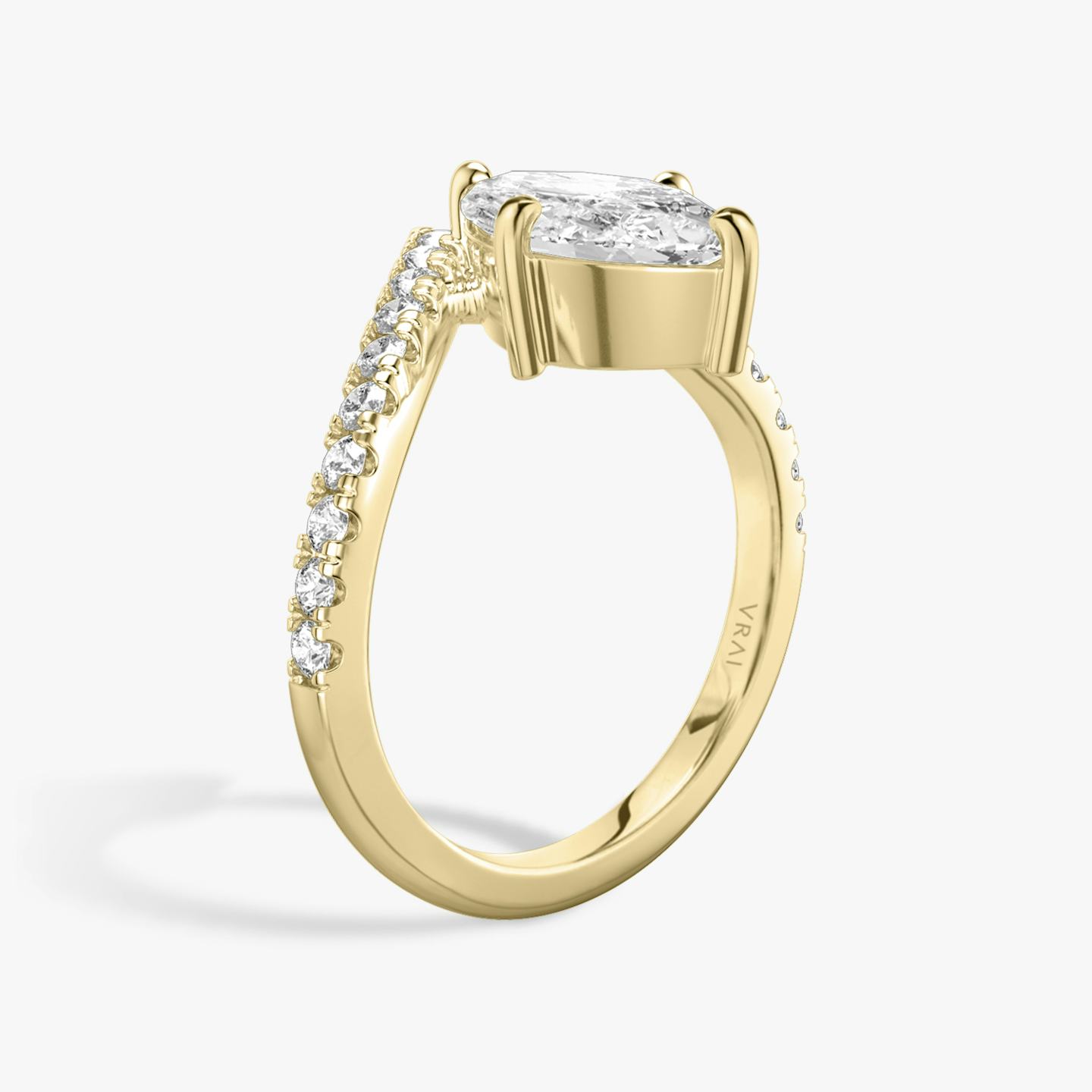 The Signature V | Pavé Marquise | 18k | 18k Yellow Gold | Band: Pavé | Diamond orientation: vertical | Carat weight: See full inventory