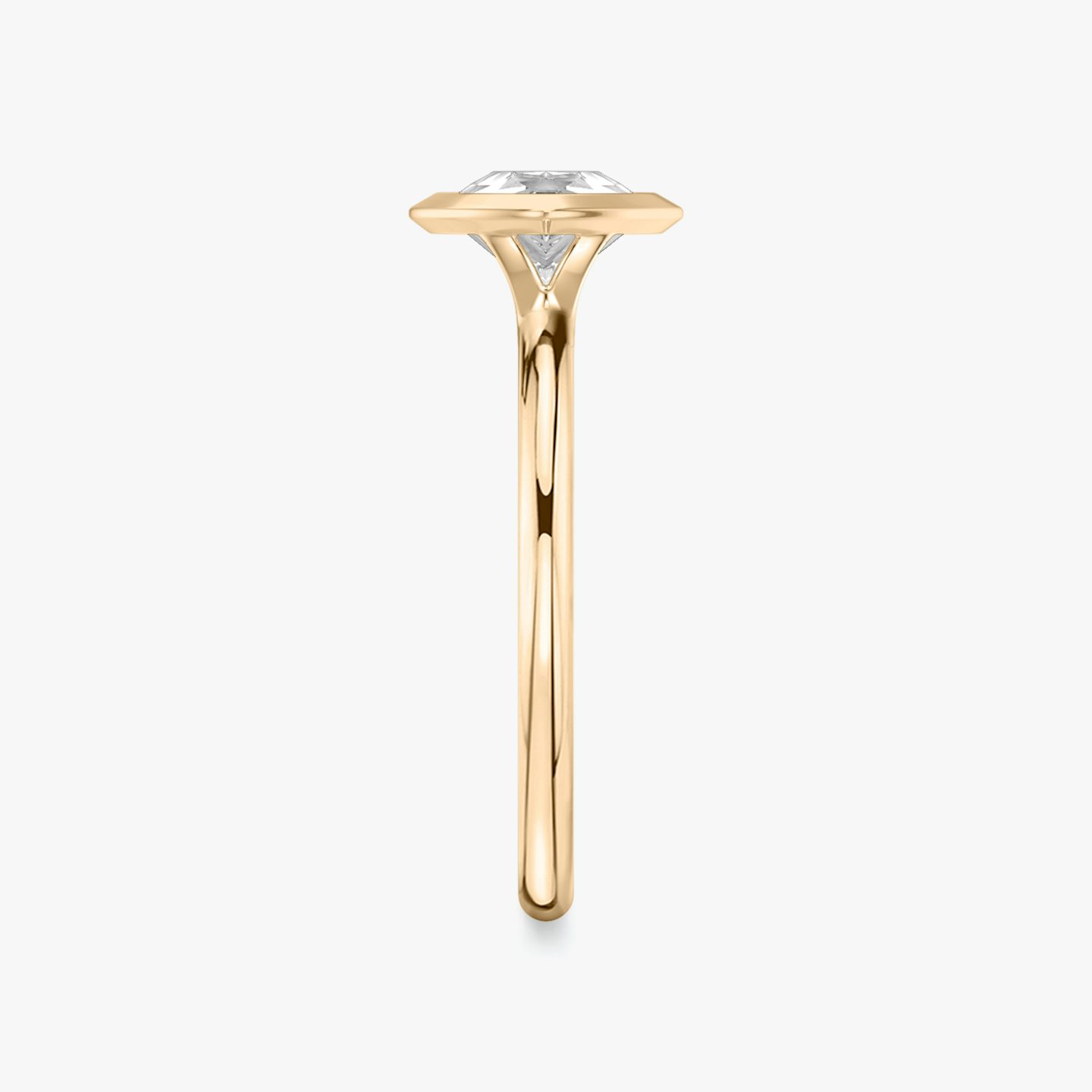 The Signature Bezel | Pear | 14k | 14k Rose Gold | Band: Plain | Diamond orientation: Horizontal | Carat weight: See full inventory
