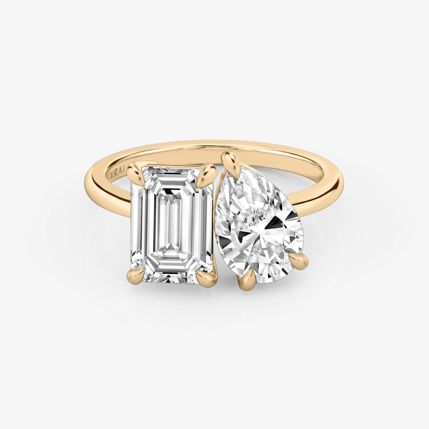 The Toi et Moi Emerald and Pear Engagement Ring | 14k Rose Gold