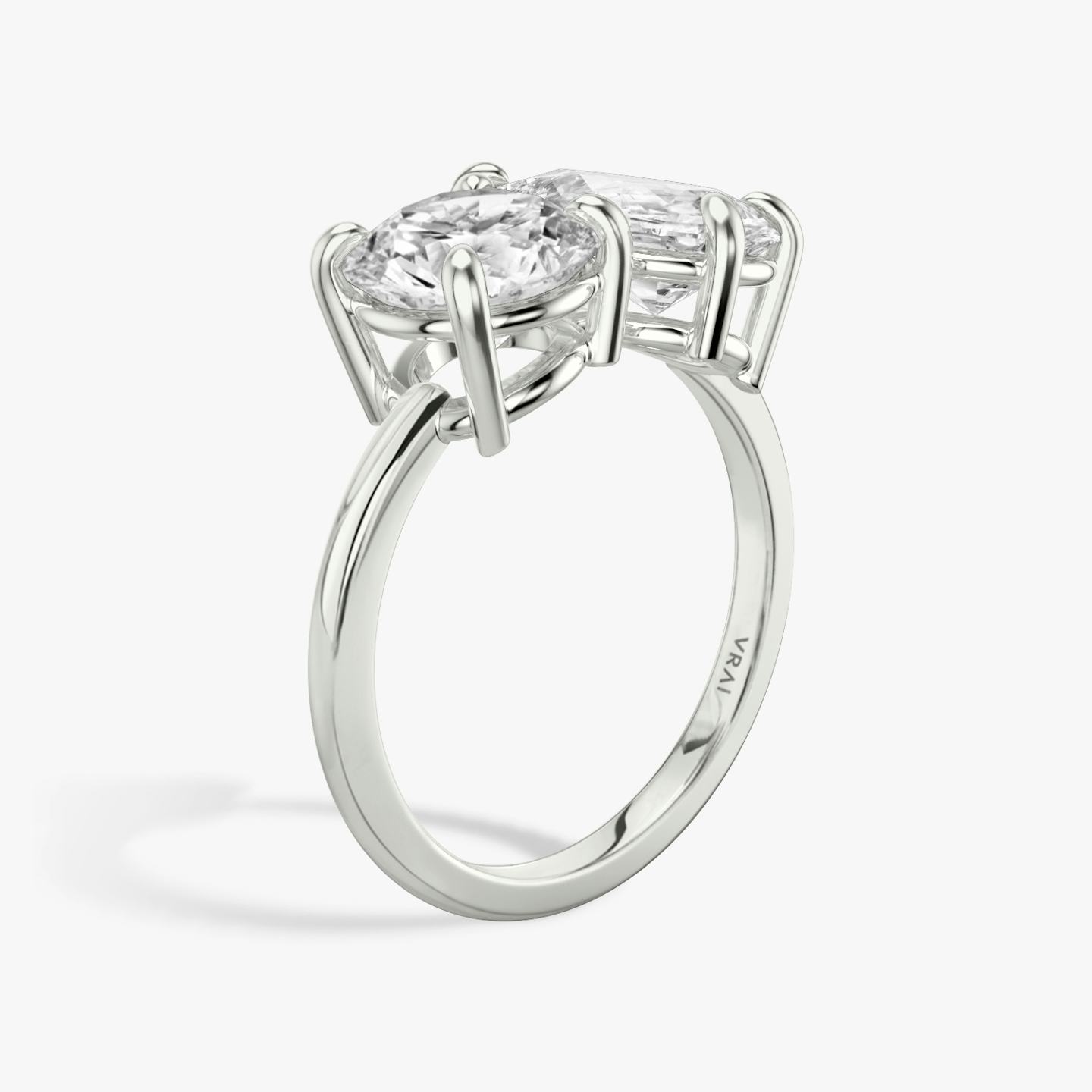 The Toi et Moi | Round Brilliant and Pear | 18k | 18k White Gold | Band: Plain | Diamond orientation: vertical | Carat weight: See full inventory