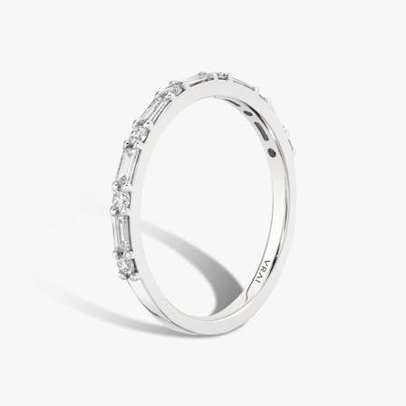 Alternating shapes platinum wedding band