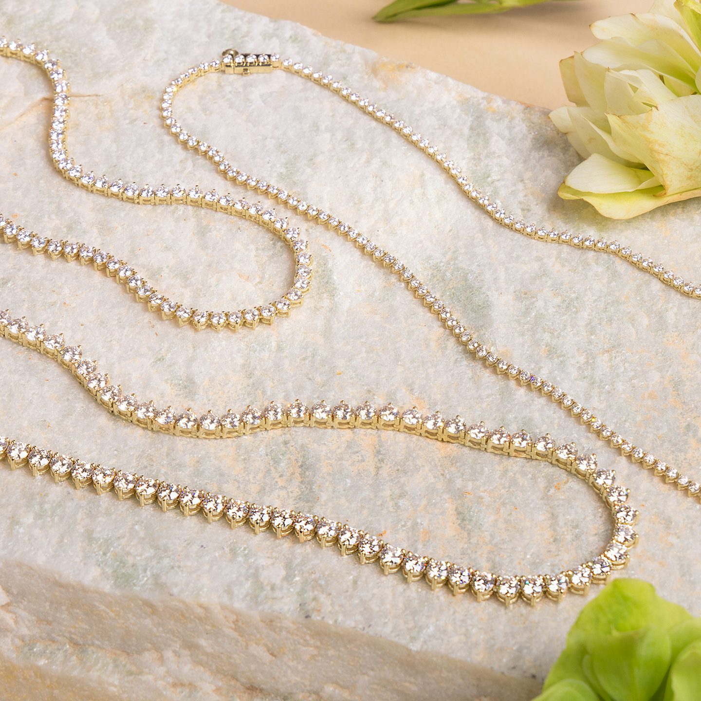 Tennis Necklace | Round Brilliant | 14k | 18k White Gold | Diamond size: Petite | Chain length: 17
