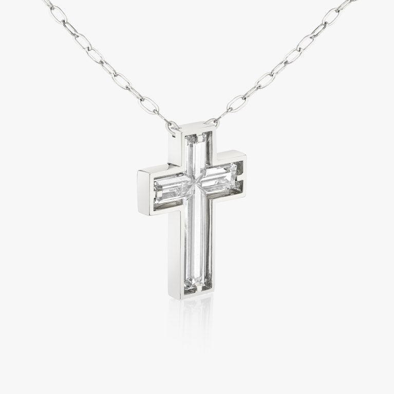 Closeup image of Suspended Solitaire Cross