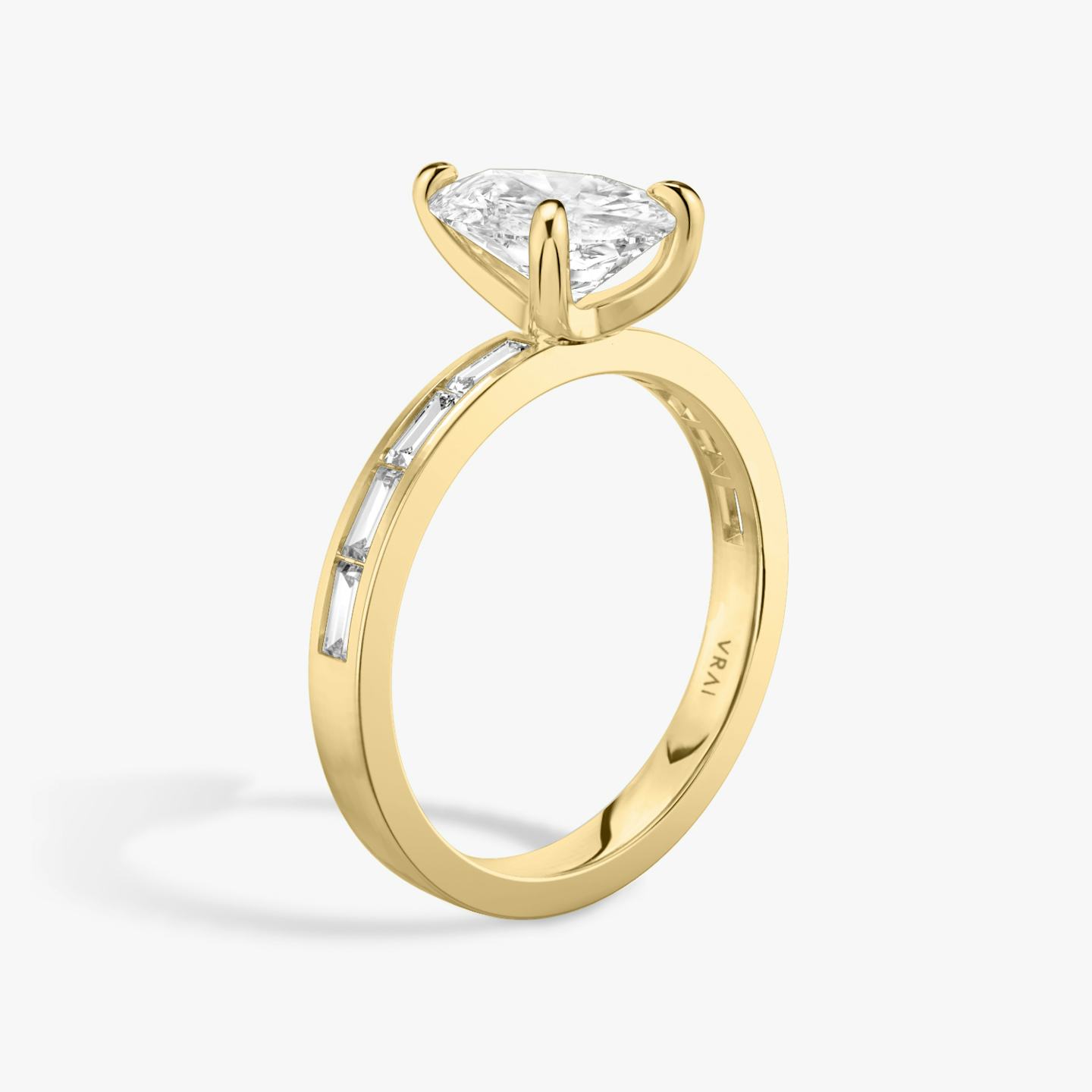 The Devotion | Pear | 18k | 18k Yellow Gold | Band stone shape: Baguette | Band: Original | Diamond orientation: vertical | Carat weight: See full inventory