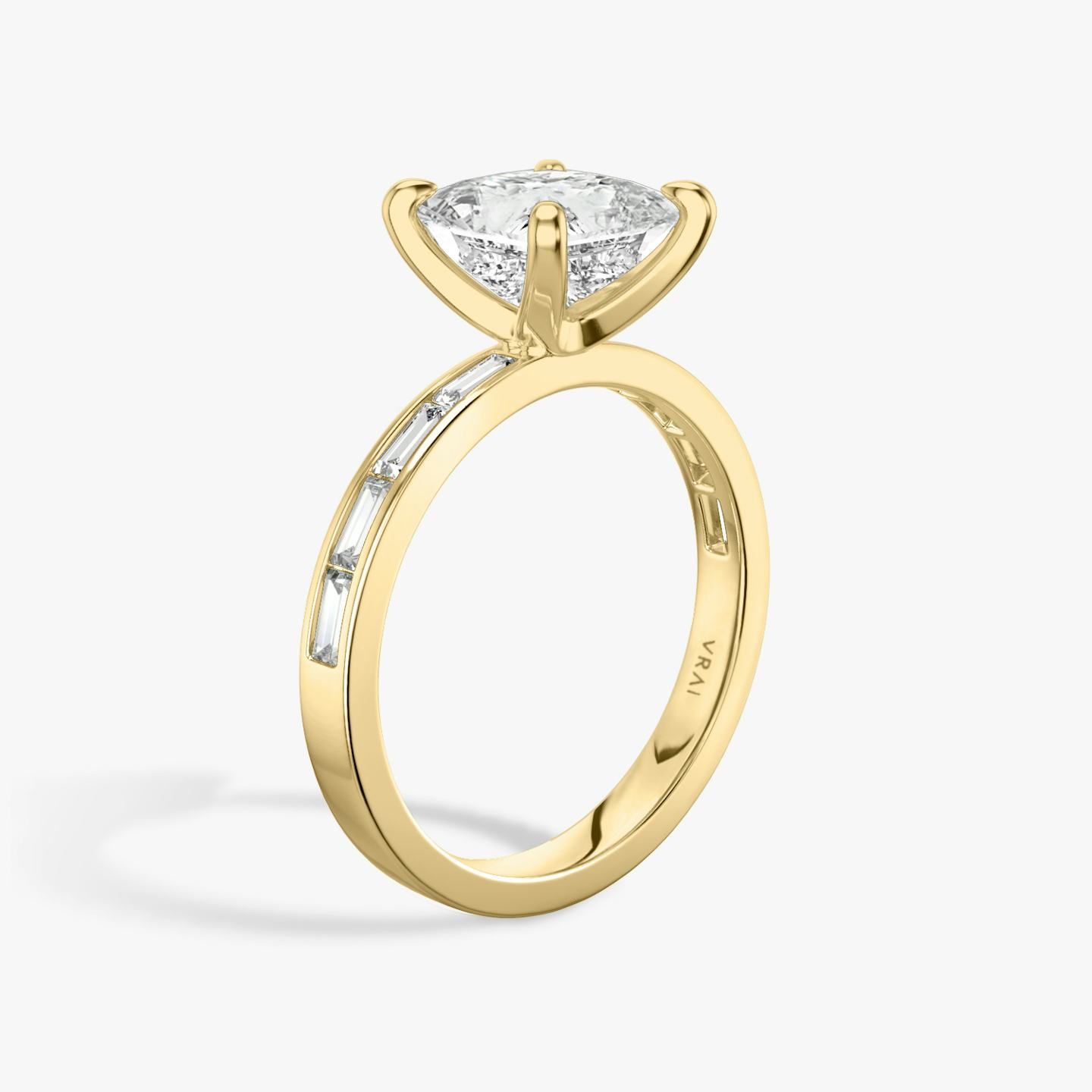 The Devotion | Princess | 18k | 18k Yellow Gold | Band stone shape: Baguette | Band: Original | Diamond orientation: vertical | Carat weight: See full inventory