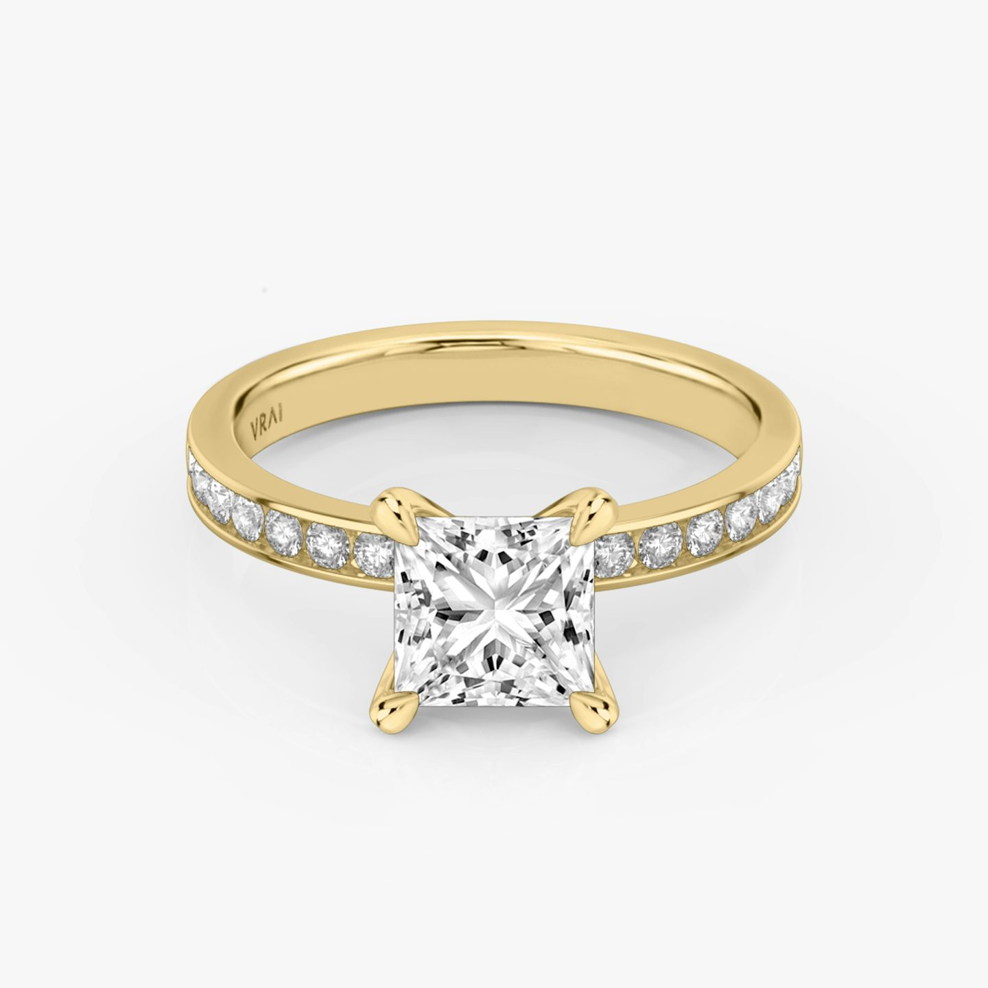 The Devotion | Princess | 18k | 18k Yellow Gold | Band: Pavé | Band stone shape: Round Brilliant | Band: Large | Diamond orientation: vertical | Carat weight: See full inventory