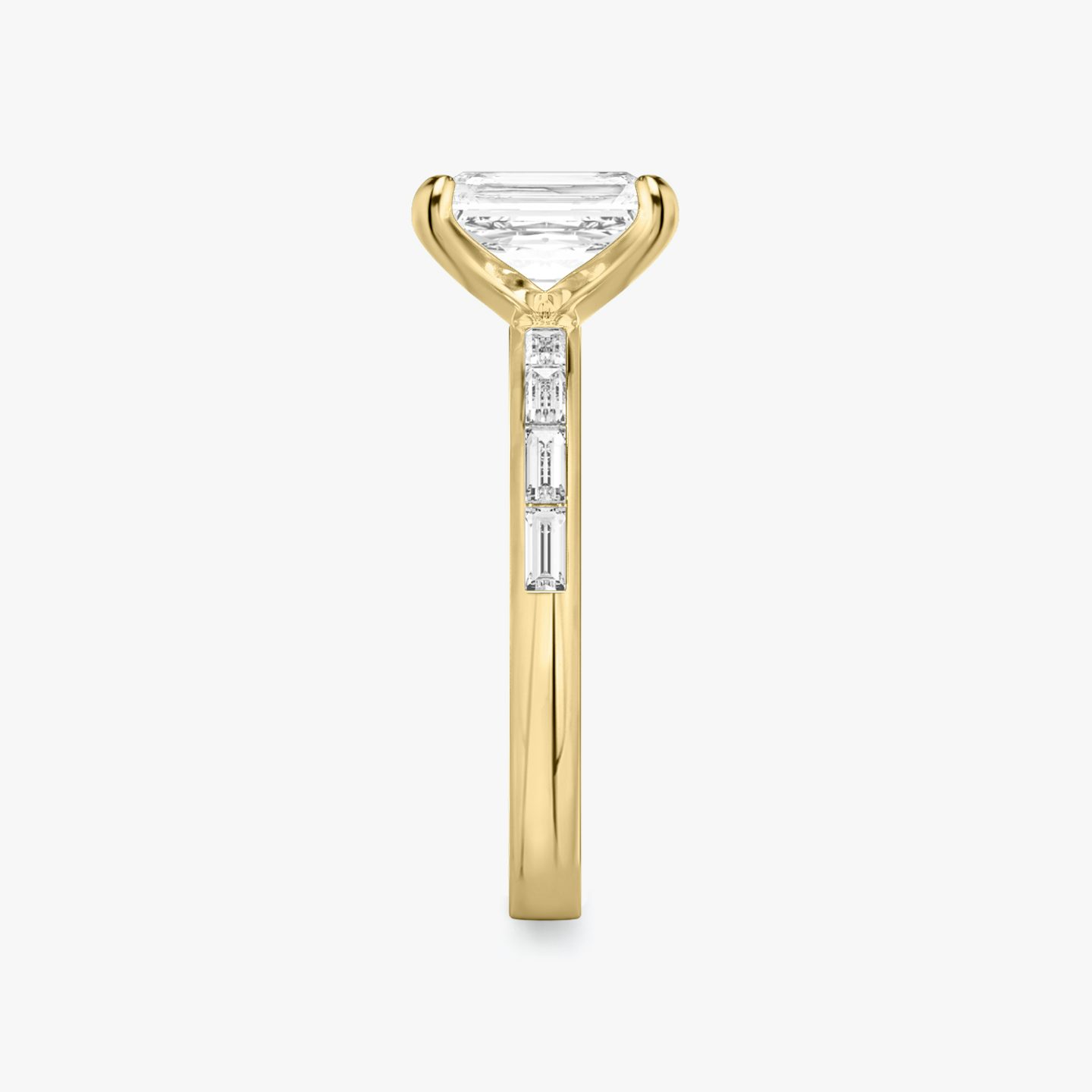 The Devotion | Radiant | 18k | 18k Yellow Gold | Band: Pavé | Band stone shape: Baguette | Band: Original | Diamond orientation: vertical | Carat weight: See full inventory