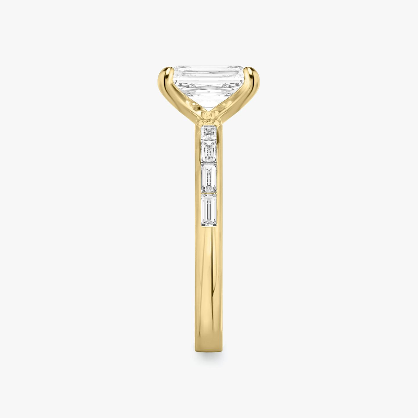 The Devotion | Radiant | 18k | 18k Yellow Gold | Band stone shape: Baguette | Band: Original | Diamond orientation: vertical | Carat weight: See full inventory