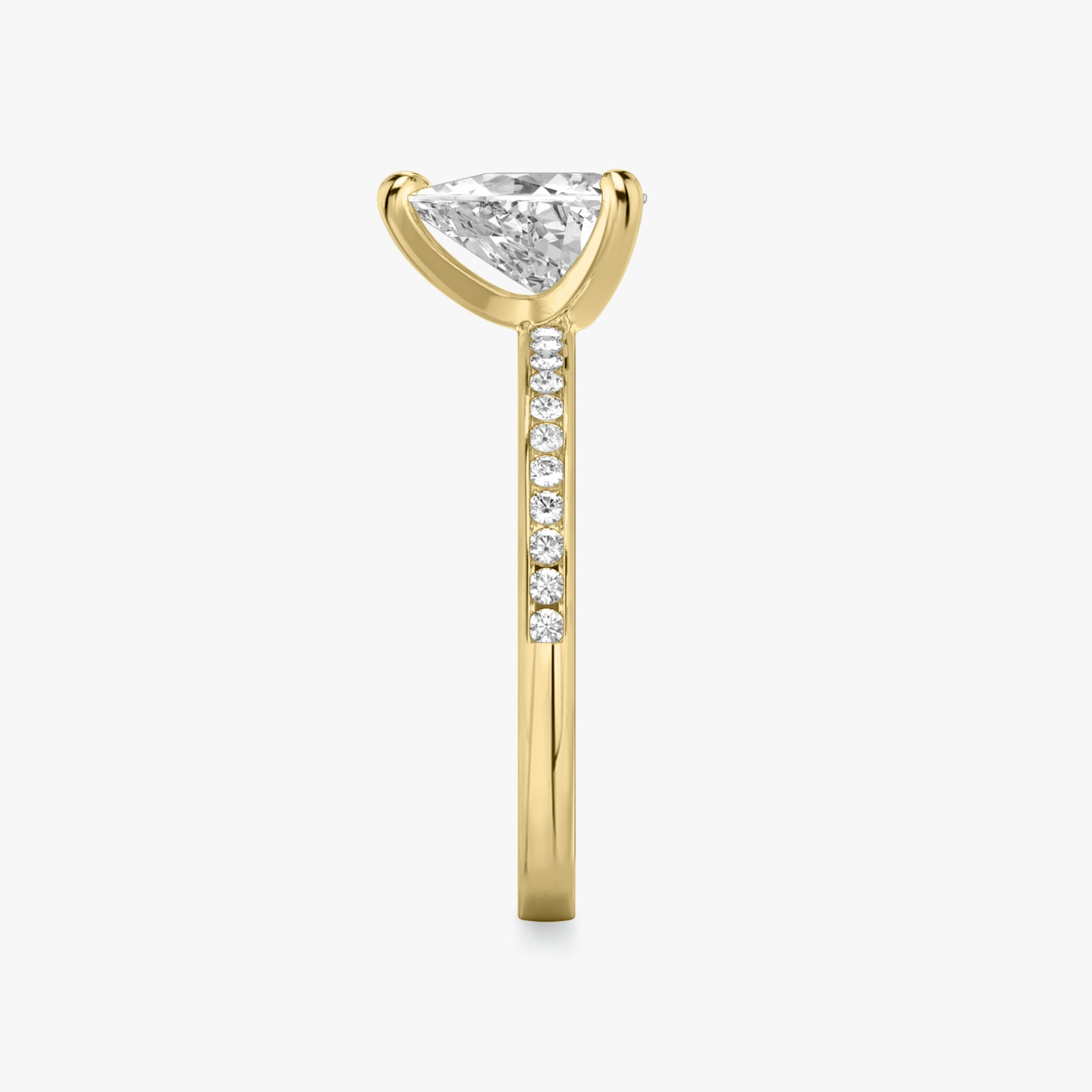 The Devotion | Trillion | 18k | 18k Yellow Gold | Band stone shape: Round Brilliant | Band: Original | Diamond orientation: vertical | Carat weight: See full inventory