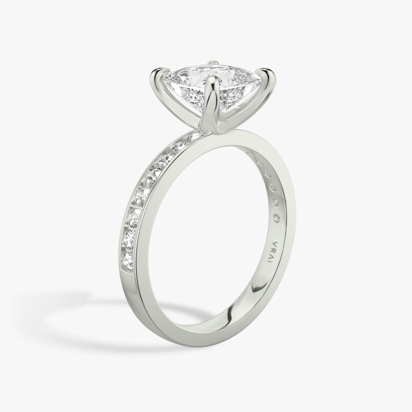 The Devotion | Princess | 18k | 18k White Gold | Band: Pavé | Band stone shape: Round Brilliant | Band: Large | Diamond orientation: vertical | Carat weight: See full inventory