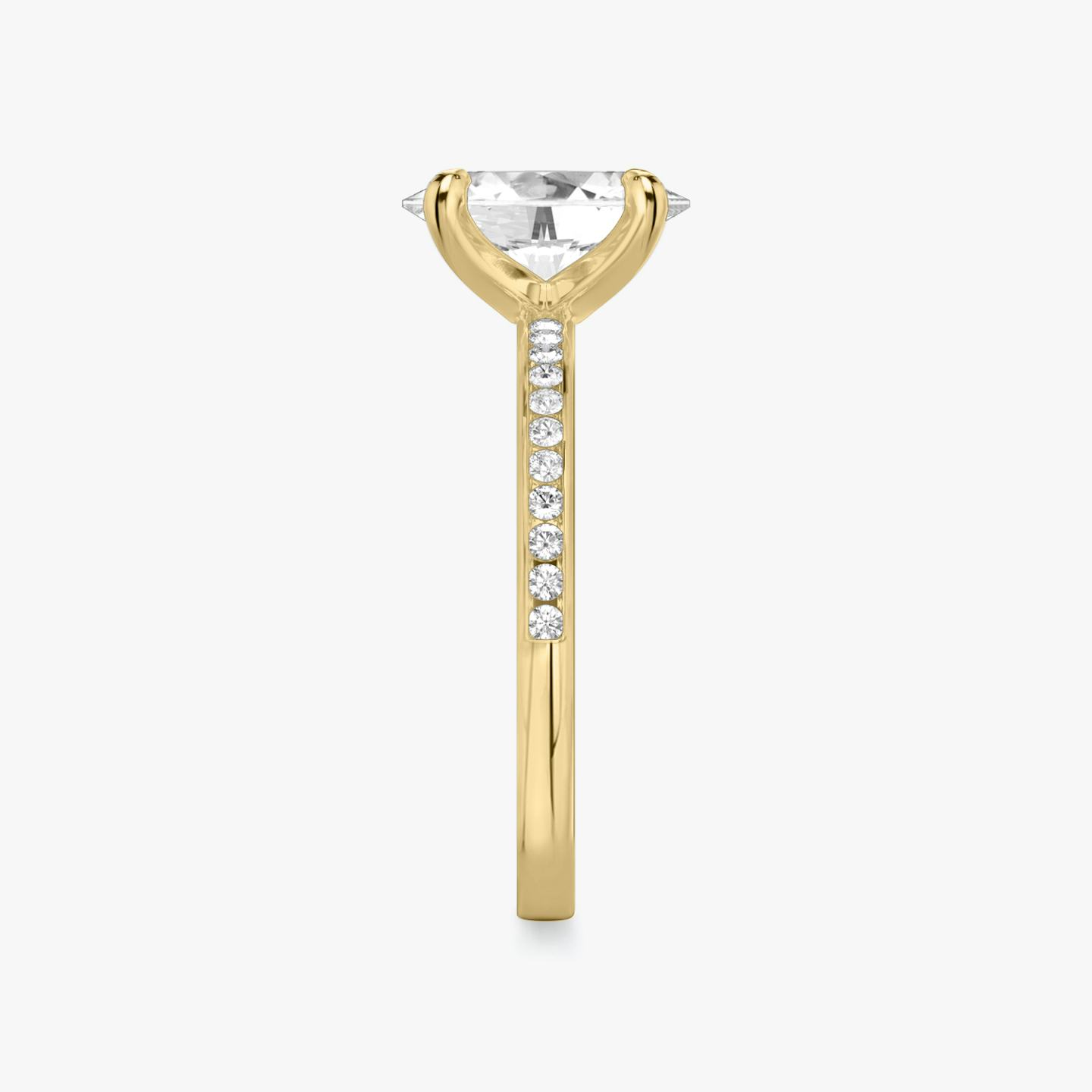The Devotion | Oval | 18k | 18k Yellow Gold | Band stone shape: Round Brilliant | Band: Original | Diamond orientation: vertical | Carat weight: See full inventory