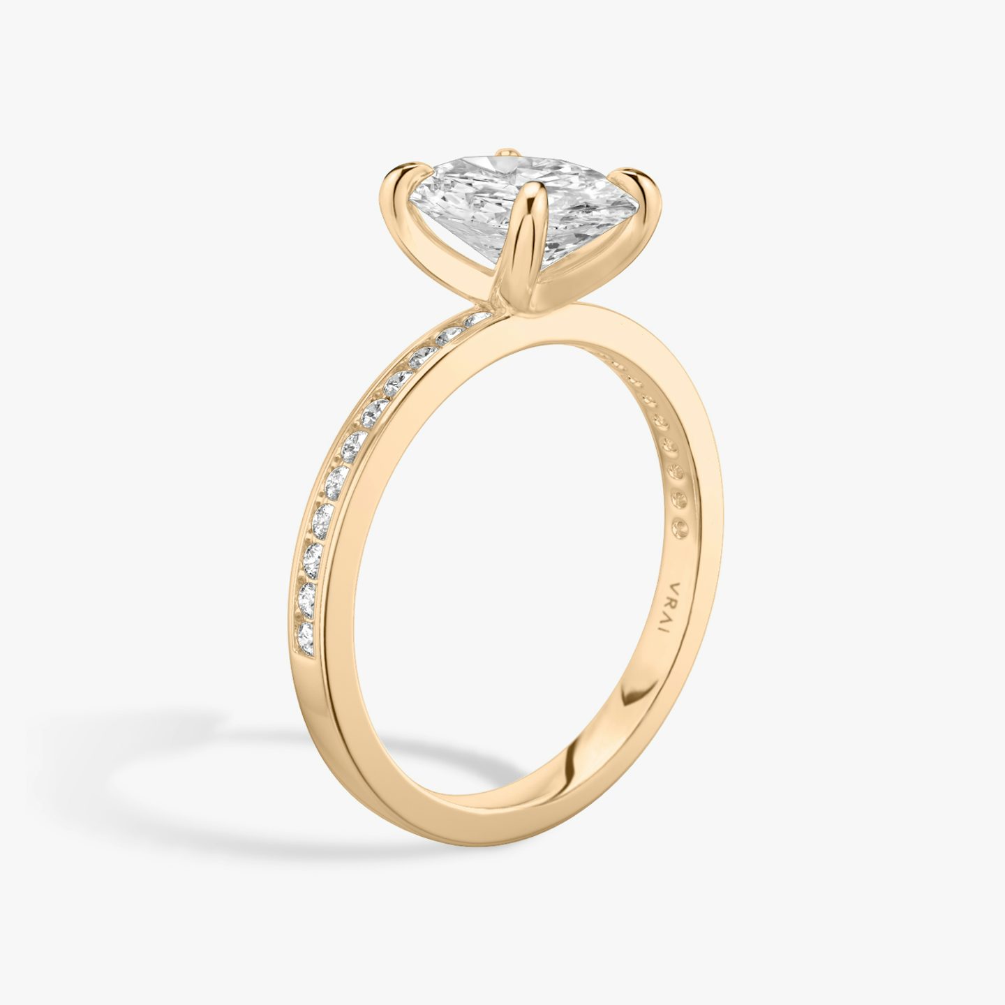 The Devotion | Oval | 14k | 14k Rose Gold | Band: Pavé | Band stone shape: Round Brilliant | Band: Original | Diamond orientation: vertical | Carat weight: See full inventory
