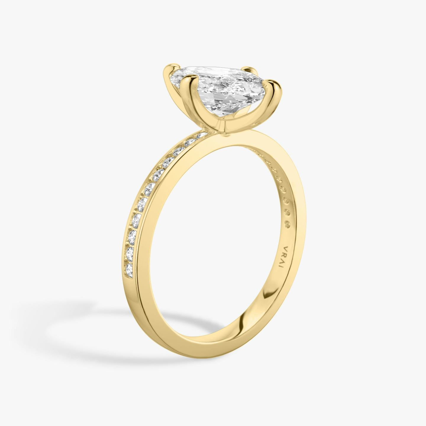 The Devotion | Pavé Marquise | 18k | 18k Yellow Gold | Band stone shape: Round Brilliant | Band: Original | Diamond orientation: vertical | Carat weight: See full inventory