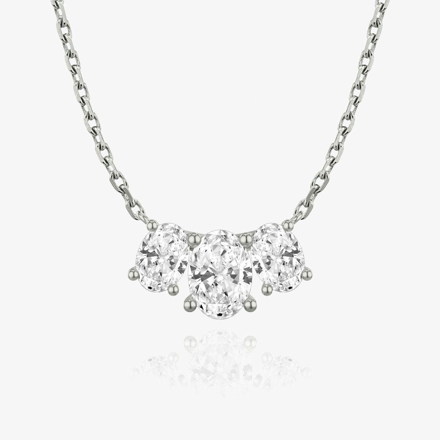 Collier Arc | Ovale | 14k | Or blanc 18 carats | Longueur de la chaîne: 16-18 | Taille des diamants: Large | Nombre de diamants: 3