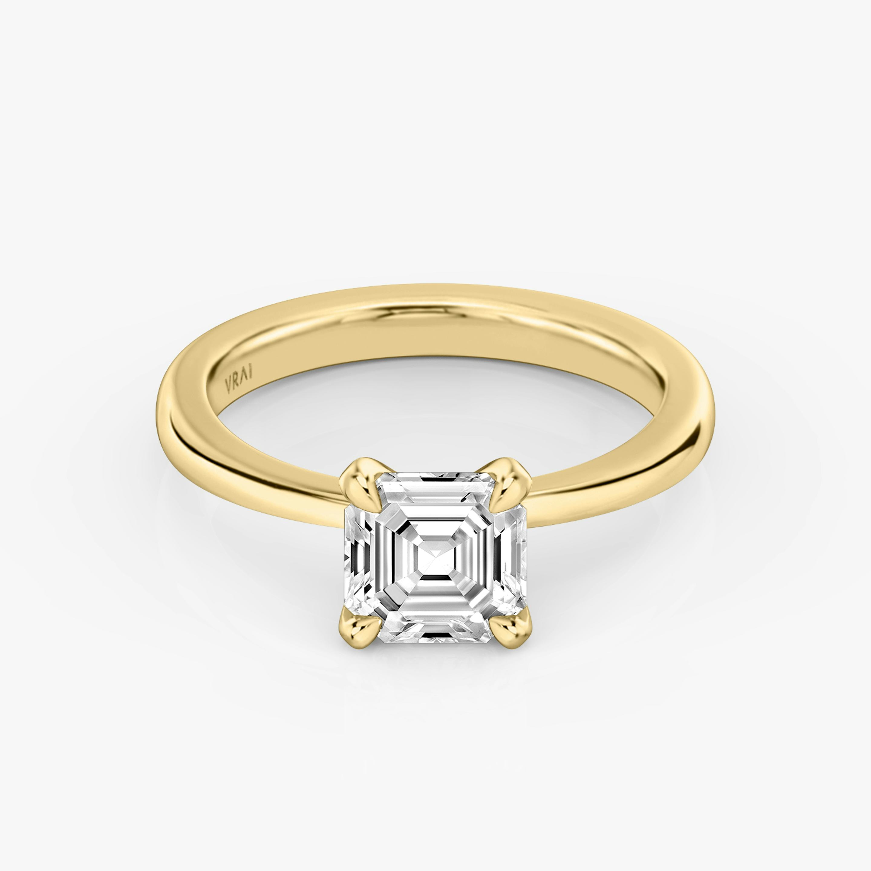 The Tapered Classic | Asscher | 18k | 18k Yellow Gold | Band: Plain | Diamond orientation: vertical | Carat weight: See full inventory