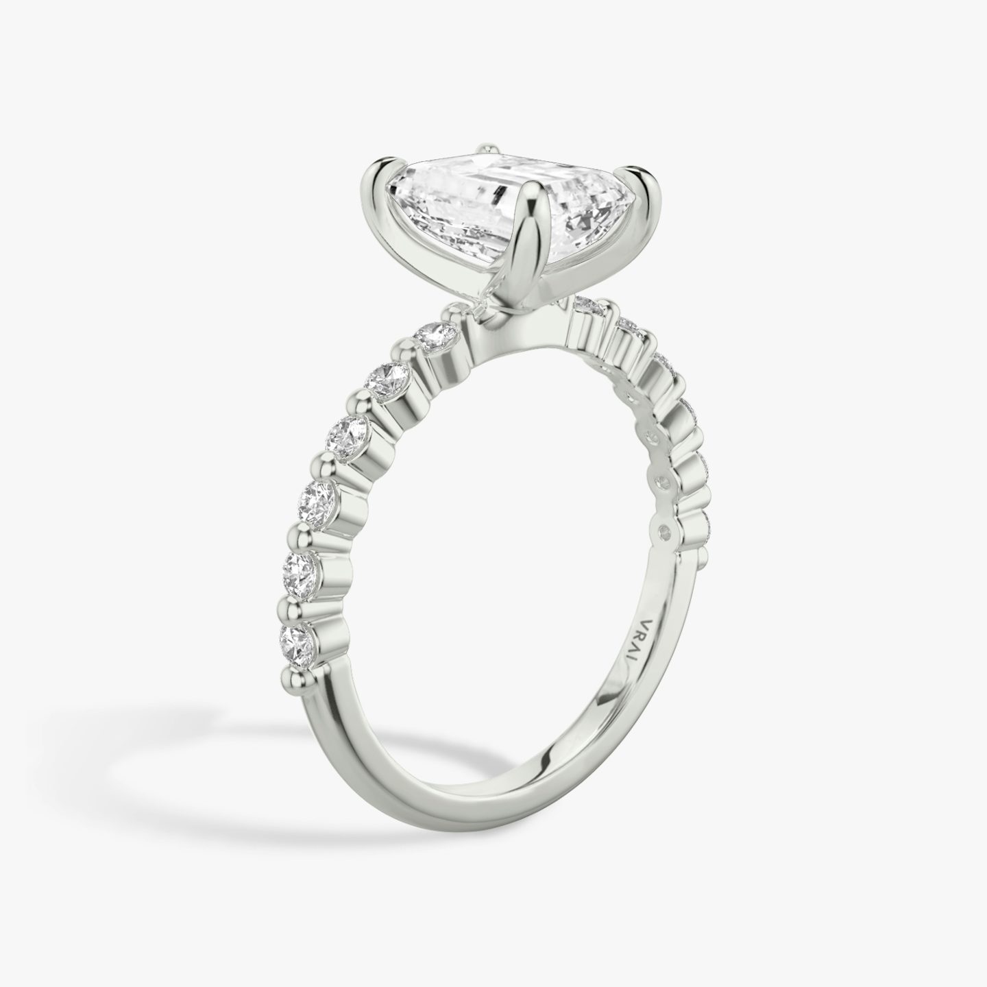 The Single Shared Prong | Emerald | 18k | 18k White Gold | Band: Plain | Band: Original | Diamond orientation: vertical | Carat weight: See full inventory