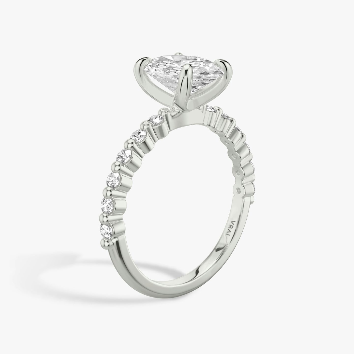 The Single Shared Prong | Oval | Platinum | Band: Plain | Band: Original | Diamond orientation: vertical | Carat weight: See full inventory