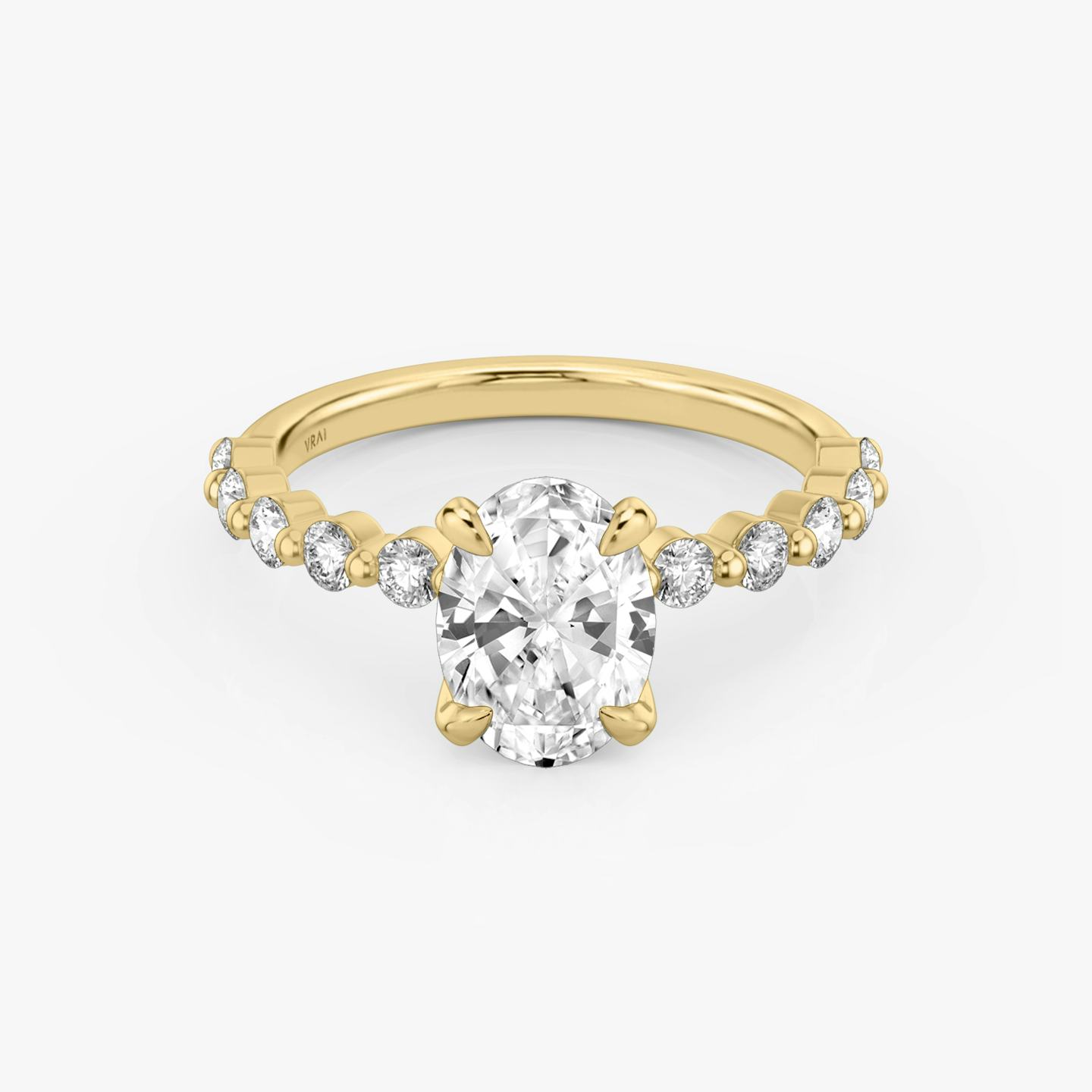 The Single Shared Prong | Oval | 18k | 18k Yellow Gold | Band: Large | Diamond orientation: vertical | Carat weight: See full inventory