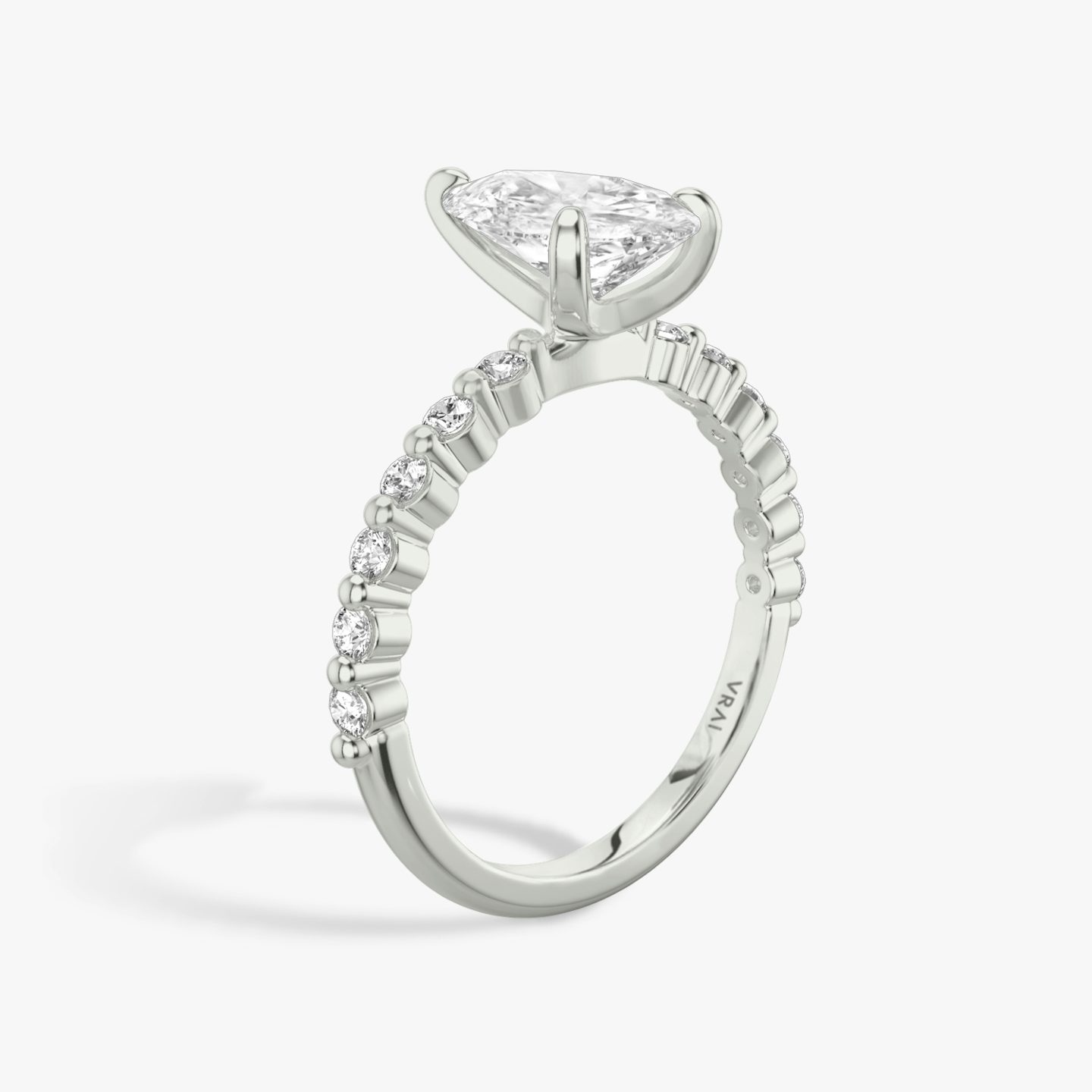 The Single Shared Prong | Pear | 18k | 18k White Gold | Band: Plain | Band: Original | Diamond orientation: vertical | Carat weight: See full inventory