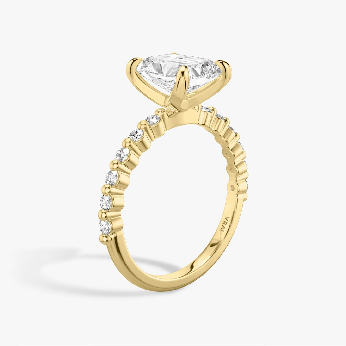 The Single Shared Prong | Radiant | 18k | 18k Yellow Gold | Band: Original | Diamond orientation: vertical | Carat weight: See full inventory