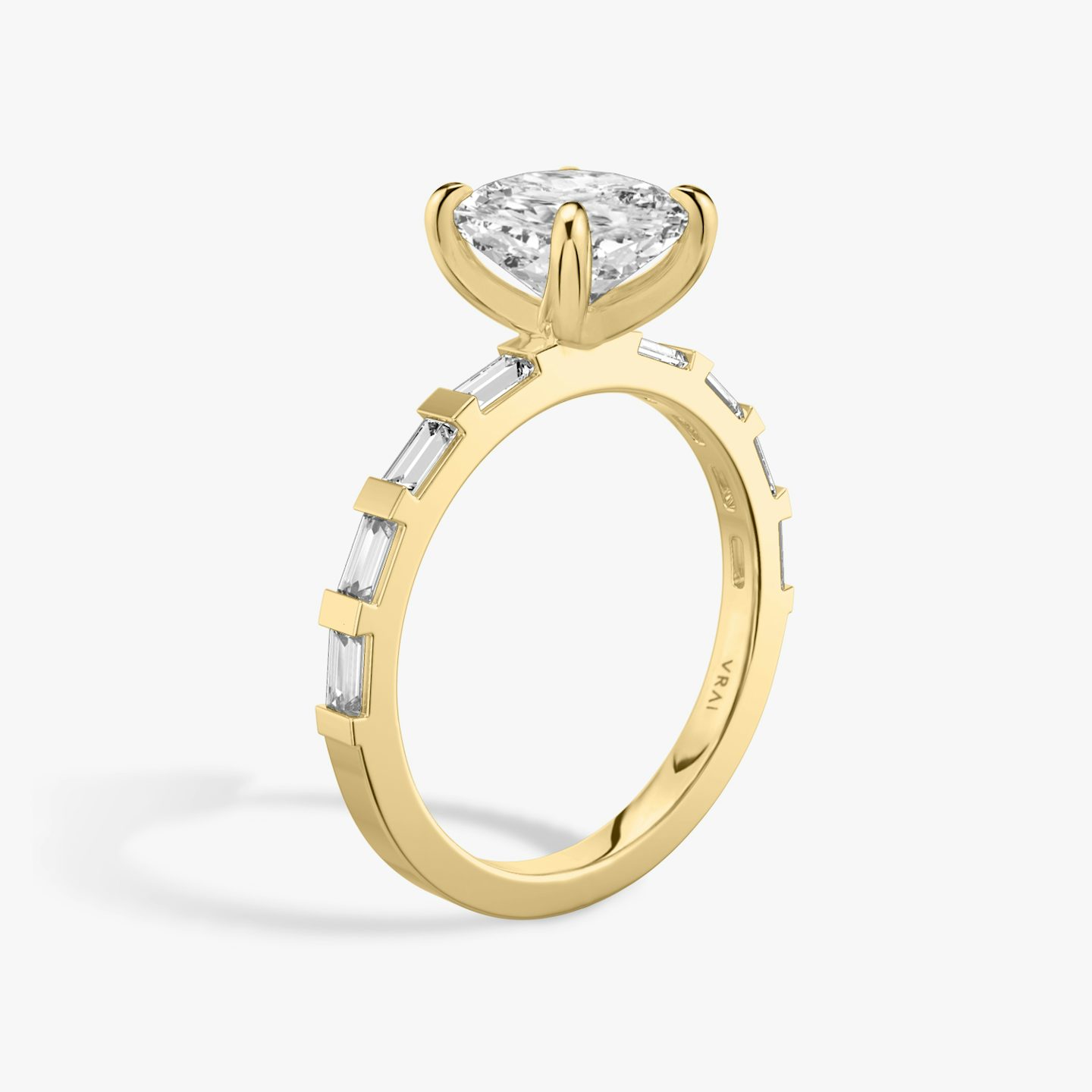 The Baguette Bar | Pavé Cushion | 18k | 18k Yellow Gold | Diamond orientation: vertical | Carat weight: See full inventory