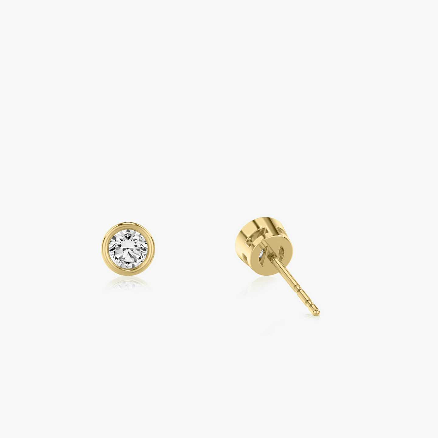 Bezel Solitaire Stud Closeup image of Bezel Solitaire Stud