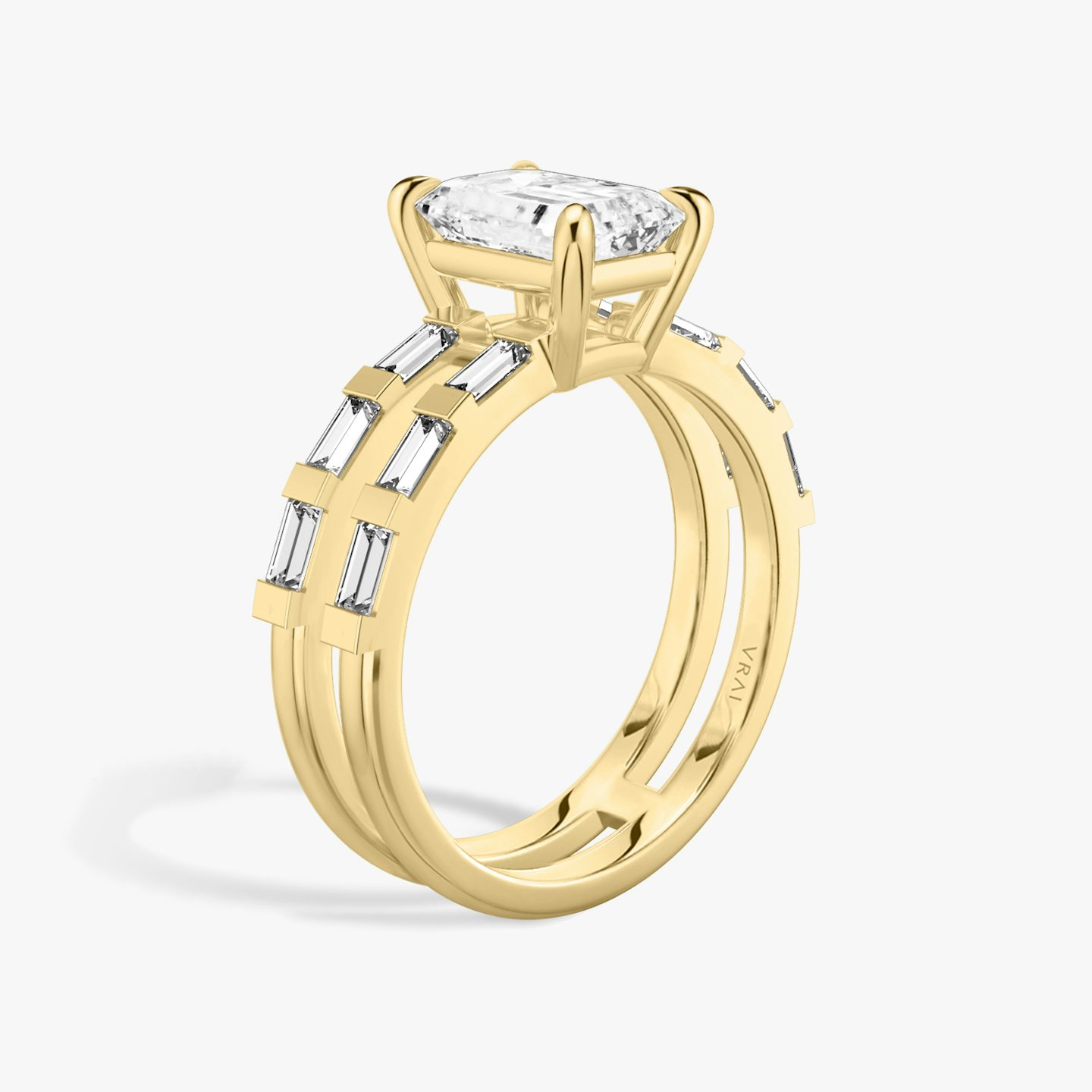 The Double Band | Emerald | 18k | 18k Yellow Gold | Band: Pavé | Band stone shape: Baguette | Diamond orientation: vertical | Carat weight: See full inventory