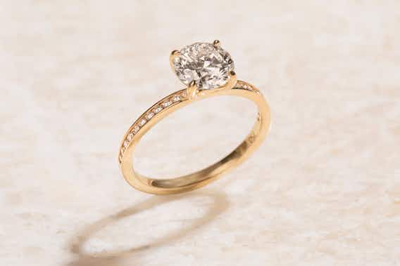Guide to Simple Engagement Rings: 27 Looks For Every Bride 