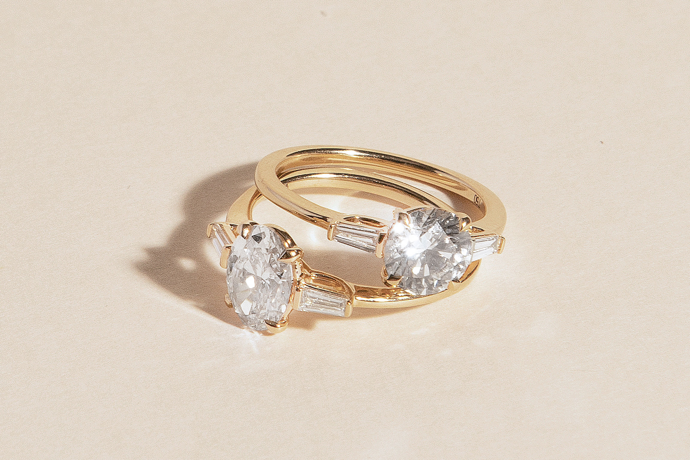 Oval Cut Engagement Rings