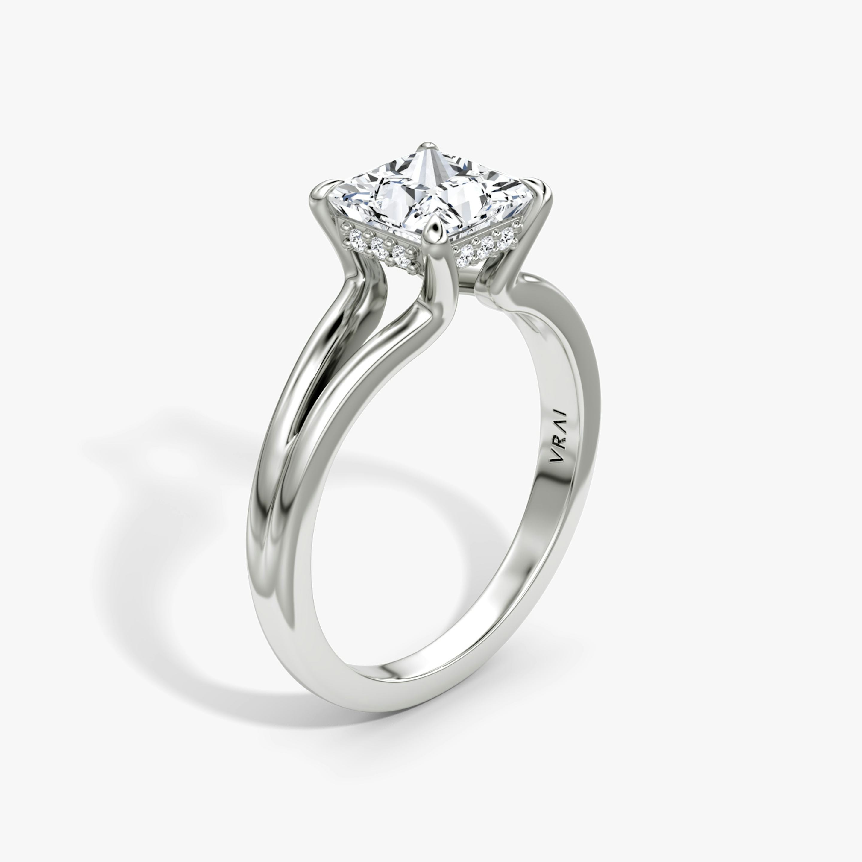 The Floating Split Band | Princess | 18k | 18k White Gold | Band: Plain | Diamond orientation: vertical | Carat weight: See full inventory