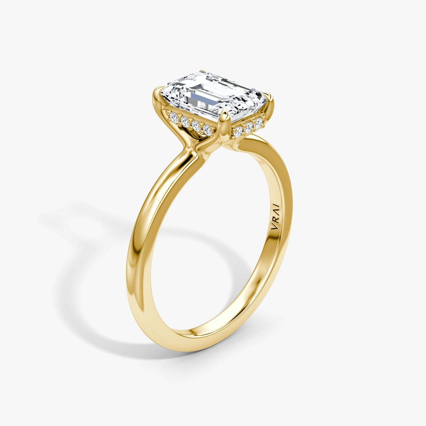 The Floating Solitaire | Emerald | 18k | 18k Yellow Gold | Band: Plain | Diamond orientation: vertical | Carat weight: See full inventory