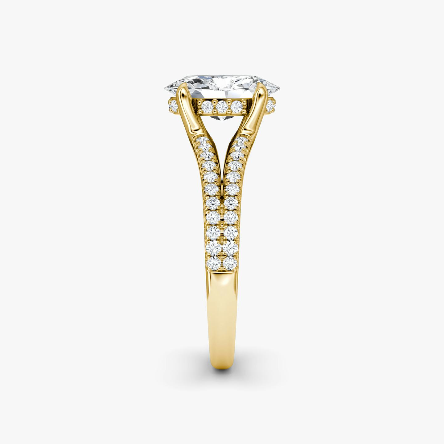 The Floating Split Band | Oval | 18k | 18k Yellow Gold | Band: Pavé | Diamond orientation: vertical | Carat weight: See full inventory